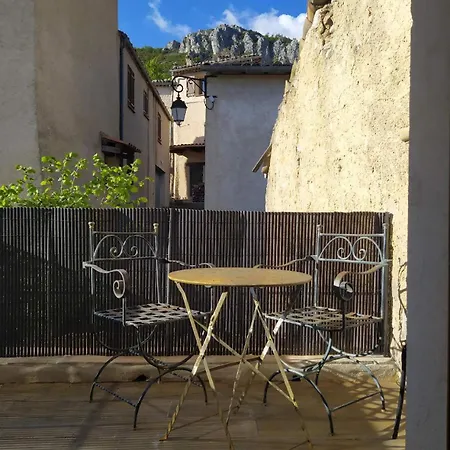 Location Eoulx 3* Castellane